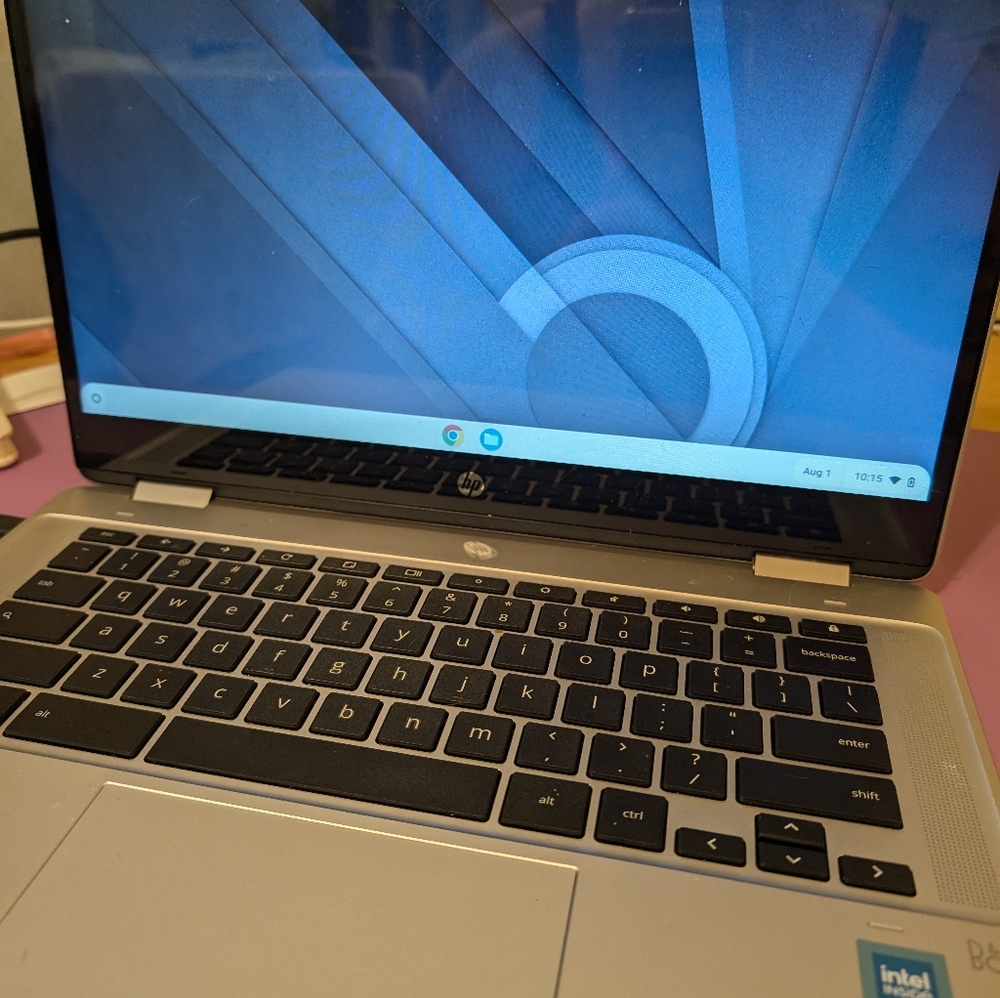 HP 2 in 1, touch screen Chromebook